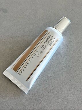 Brilliance Chantecaille Cheek Illuminator